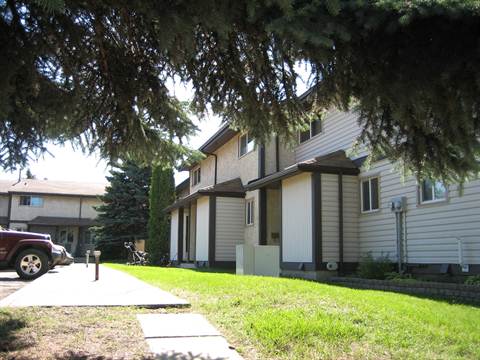 Experience Affordable QUALITY & STYLE * * * FRESH Renovated 3-Bedroom Home - Thumbnail 28