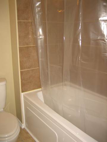 Experience Affordable QUALITY & STYLE * * * FRESH Renovated 3-Bedroom Home - Thumbnail 20