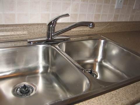 Experience Affordable QUALITY & STYLE * * * FRESH Renovated 3-Bedroom Home - Thumbnail 12