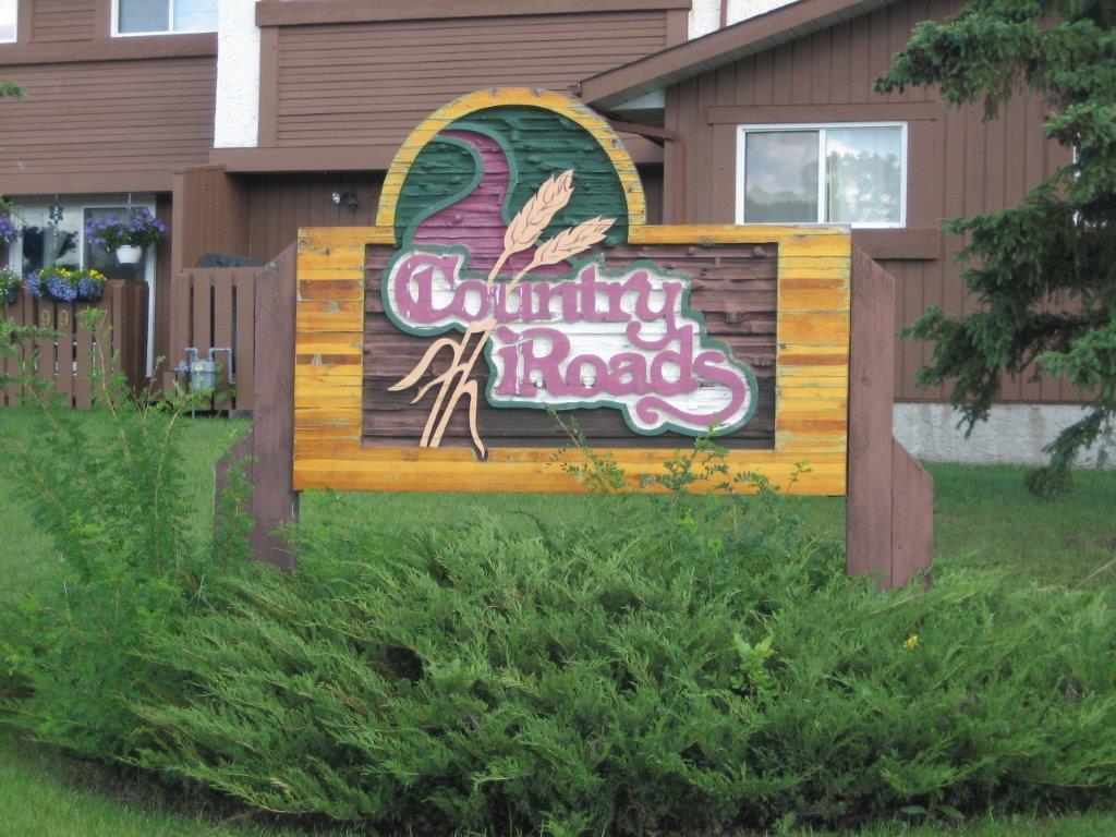 Rare BUNGALOW Townhome, 3 Bedrooms & 8 APPLIANCES! ~ North Edmonton - Thumbnail 28