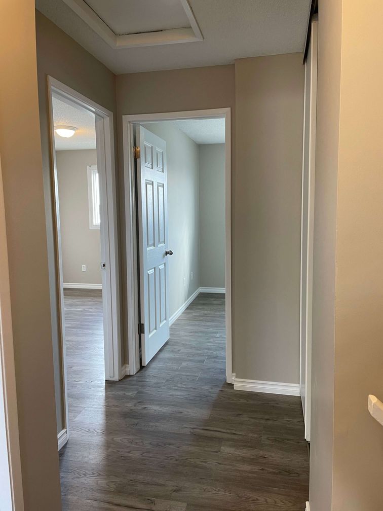 DELIGHTFUL 3-Bedroom Townhome with Private Outdoor Space! - Thumbnail 7