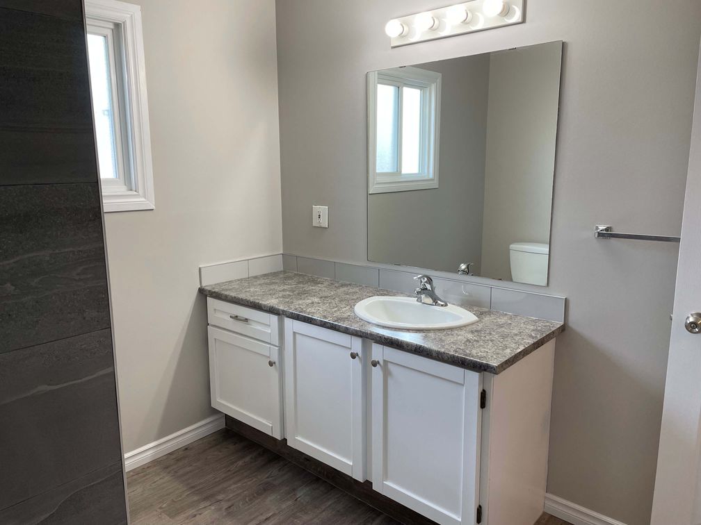 DELIGHTFUL 3-Bedroom Townhome with Private Outdoor Space! - Thumbnail 42