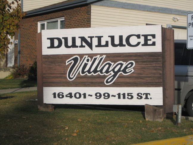DELIGHTFUL 3-Bedroom Townhome with Private Outdoor Space! - Thumbnail 55