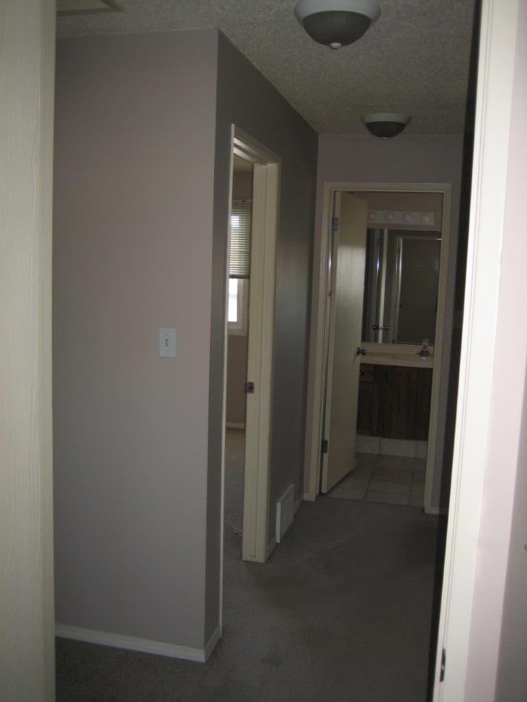 ~ SOPHISTICATED Residence ~ 2 Baths ~ - Thumbnail 18