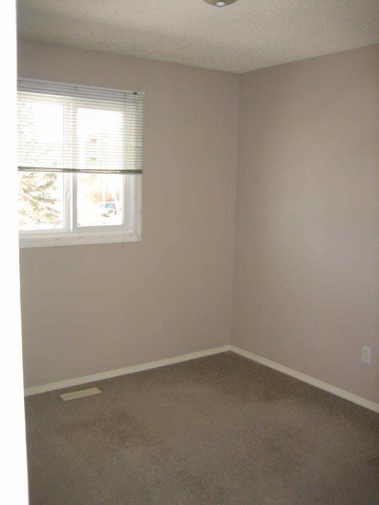 ~ SOPHISTICATED Residence ~ 2 Baths ~ - Thumbnail 61