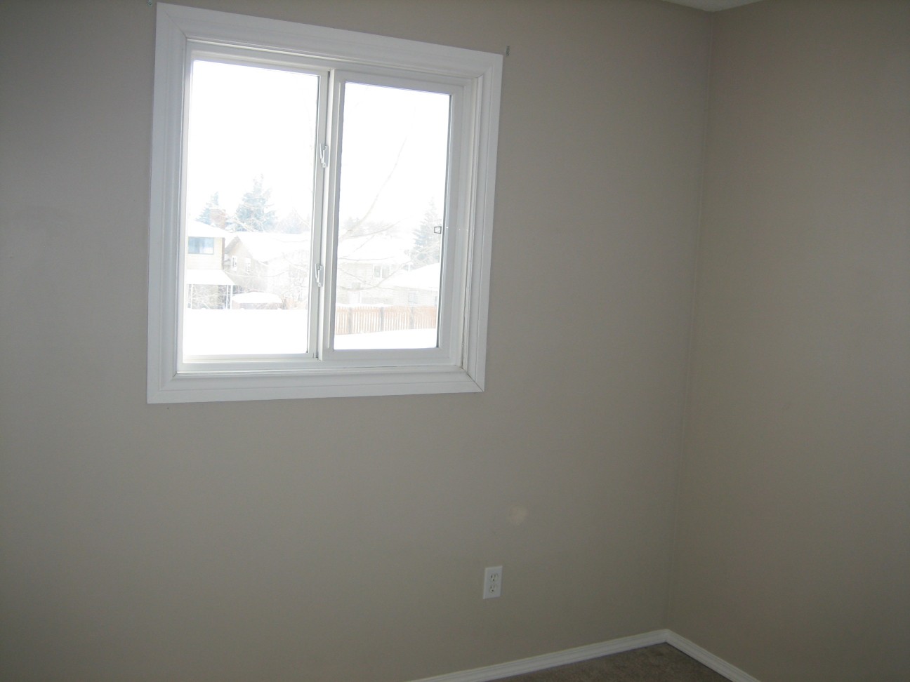 ~ SOPHISTICATED Residence ~ 2 Baths ~ - Thumbnail 54