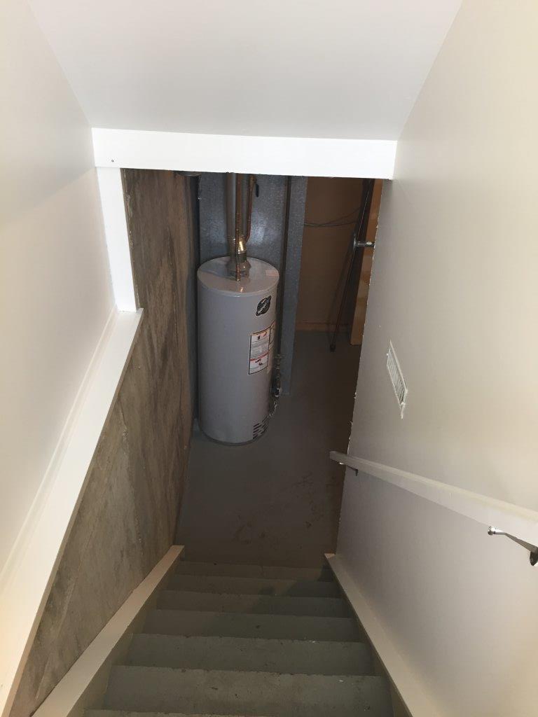 *** DISCOVER This DELIGHTFUL Family Townhome with Attached GARAGE *** - Thumbnail 56