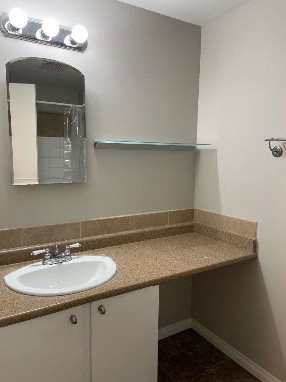 DISCOVER THE DIFFERENCE QUALITY MAKES ~ 3 Bedrooms in Northeast Edmonton - Thumbnail 30