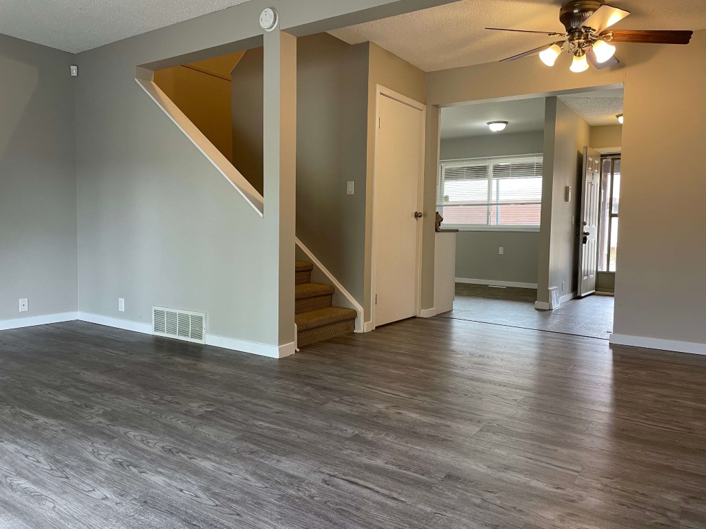 DISCOVER THE DIFFERENCE QUALITY MAKES ~ 3 Bedrooms in Northeast Edmonton - Image 1