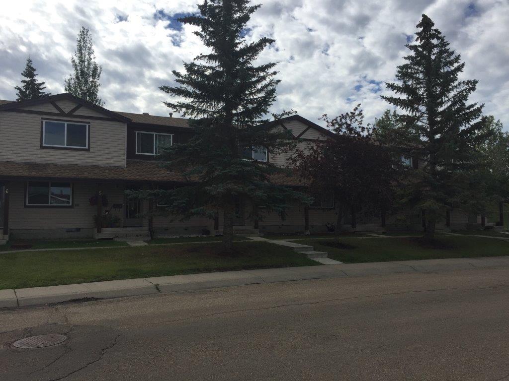QUALITY 3-Bedroom Townhome ~ 1100 sqft ~ Rented NOW! - Thumbnail 94