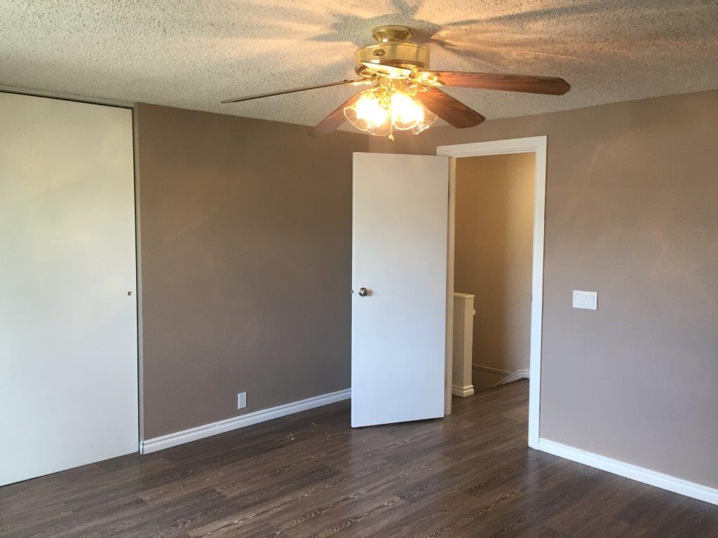 QUALITY 3-Bedroom Townhome ~ 1100 sqft ~ Rented NOW! - Thumbnail 37