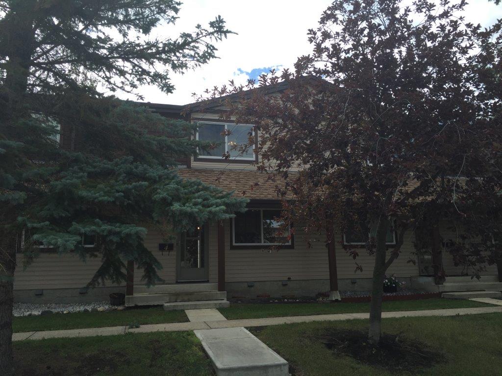 QUALITY 3-Bedroom Townhome ~ 1100 sqft ~ Rented NOW! - Thumbnail 92