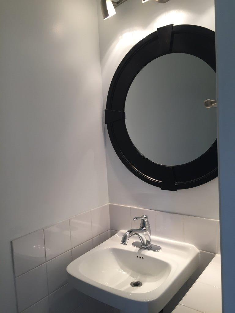 QUALITY 3-Bedroom Townhome ~ 1100 sqft ~ Rented NOW! - Thumbnail 62
