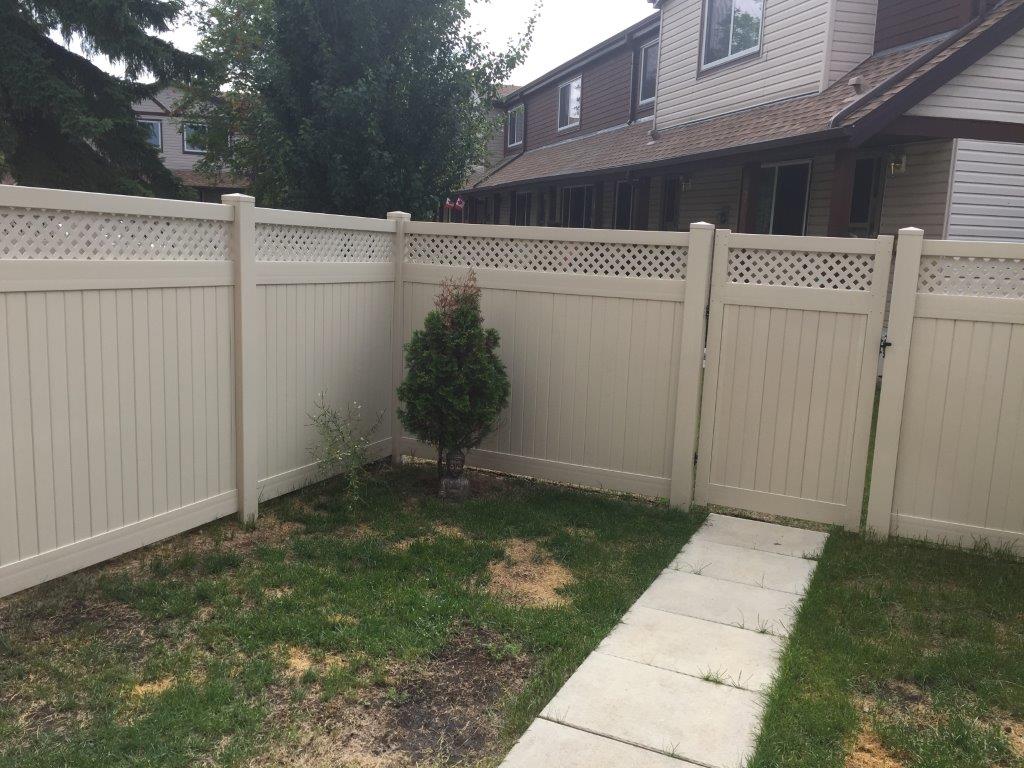 QUALITY 3-Bedroom Townhome ~ 1100 sqft ~ Rented NOW! - Thumbnail 99