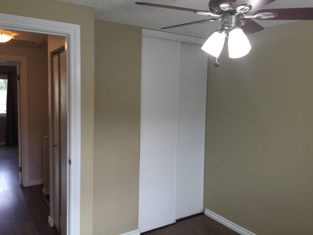 QUALITY 3-Bedroom Townhome ~ 1100 sqft ~ Rented NOW! - Thumbnail 48