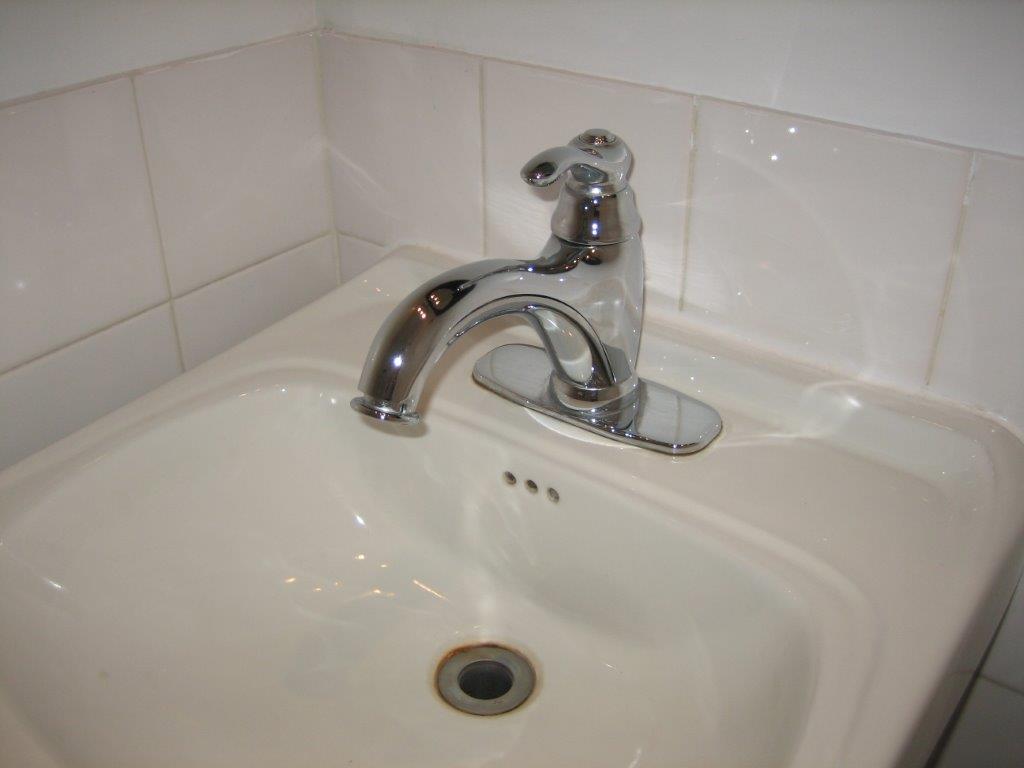QUALITY 3-Bedroom Townhome ~ 1100 sqft ~ Rented NOW! - Thumbnail 75
