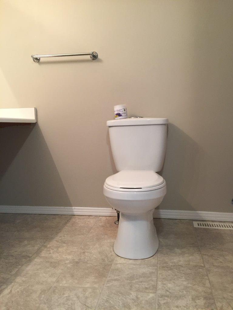 FRESH CLEAN Comfortable Townhome * 3-Bedrooms * 1.5 Bathrooms * Finished Basement - Thumbnail 29