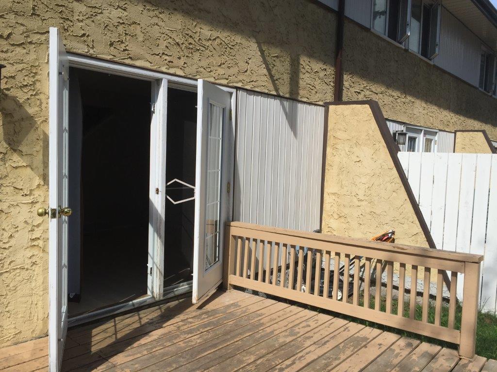 FRESH CLEAN Comfortable Townhome * 3-Bedrooms * 1.5 Bathrooms * Finished Basement - Thumbnail 44