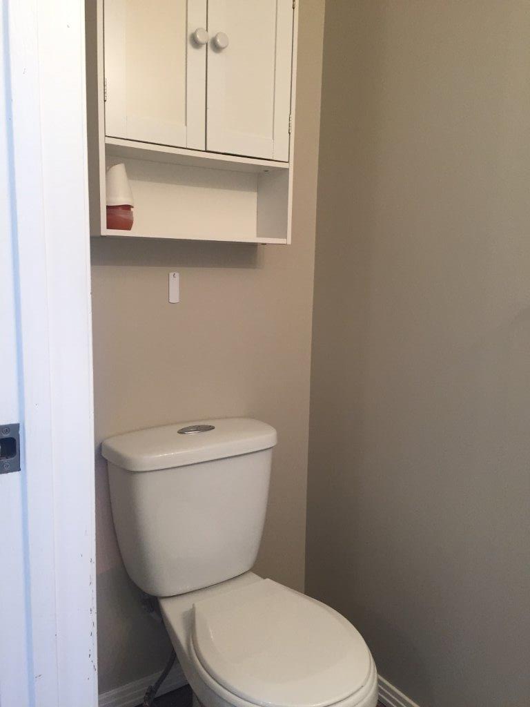 FRESH CLEAN Comfortable Townhome * 3-Bedrooms * 1.5 Bathrooms * Finished Basement - Thumbnail 25