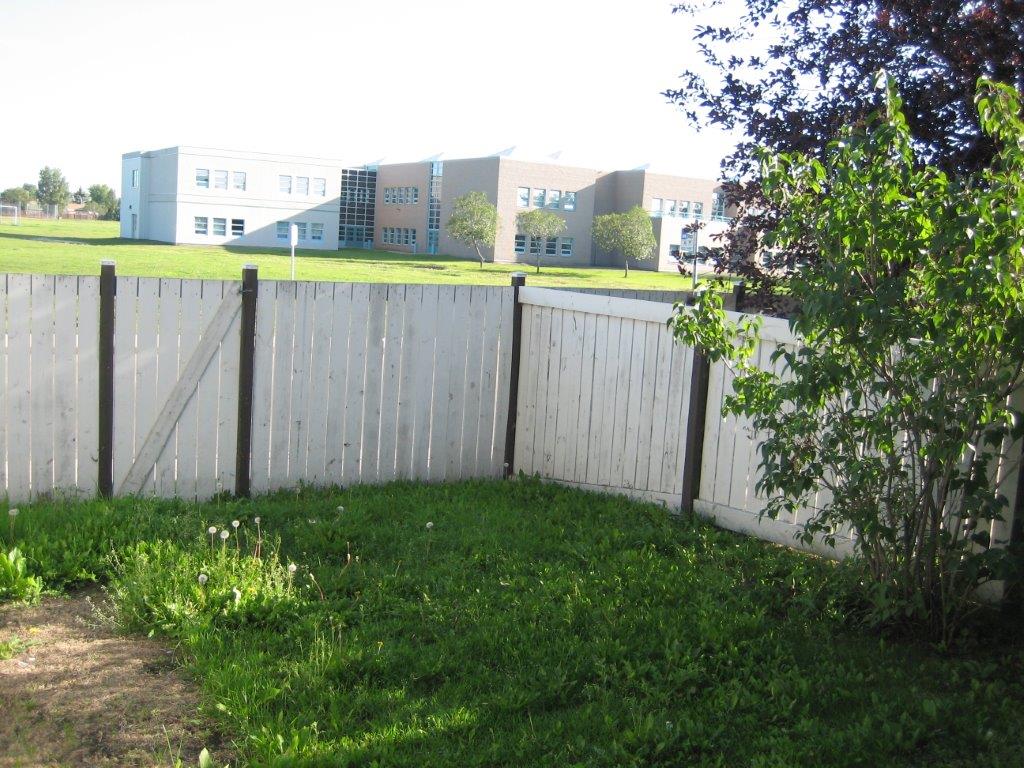 Fully-Renovated 3-Bedroom Family-Friendly Townhome + BONUS Basement Development! - Thumbnail 99