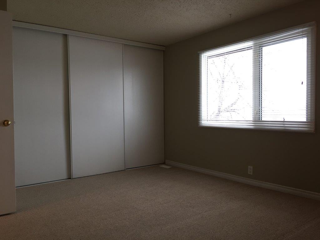 Fully-Renovated 3-Bedroom Family-Friendly Townhome + BONUS Basement Development! - Thumbnail 47