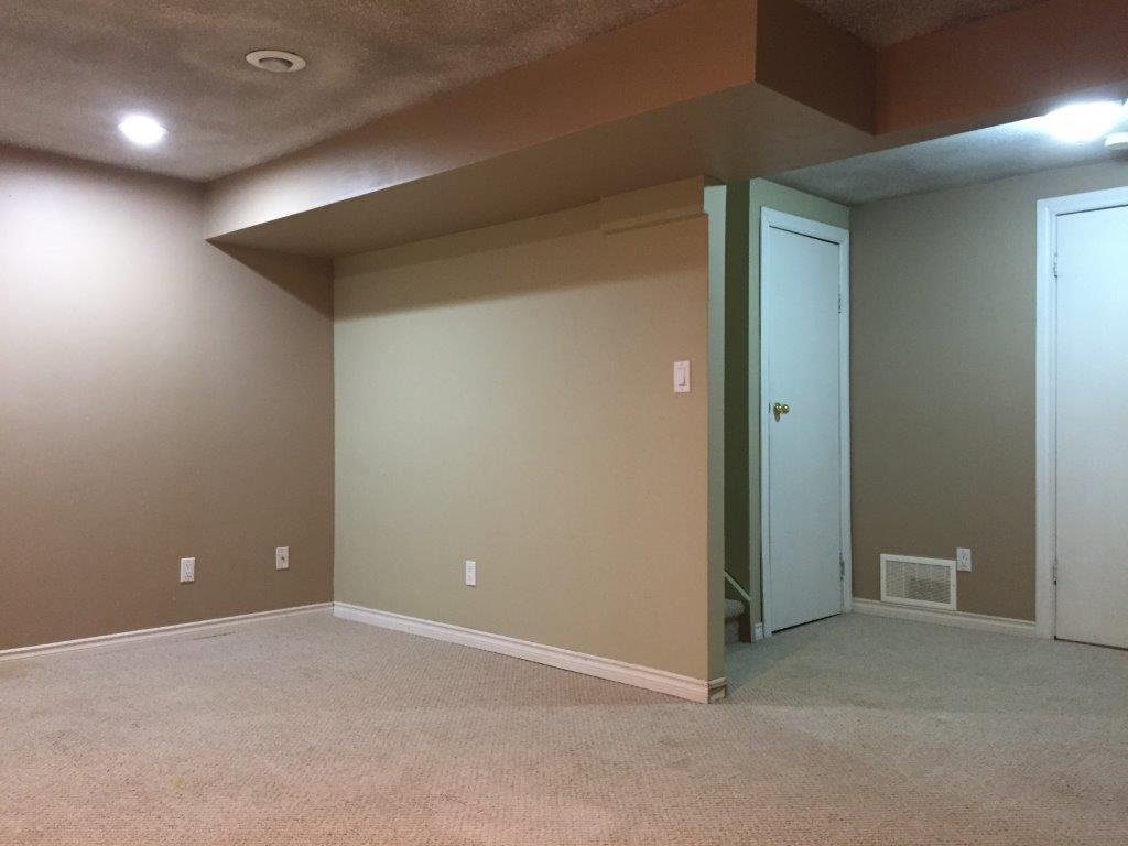 Fully-Renovated 3-Bedroom Family-Friendly Townhome + BONUS Basement Development! - Thumbnail 74