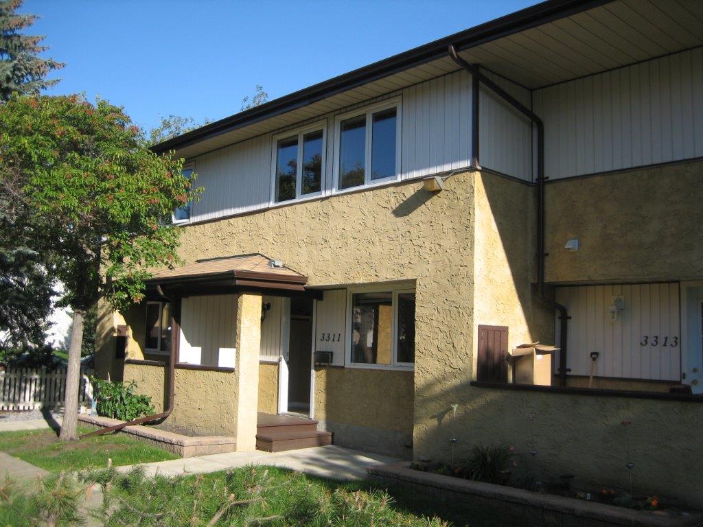 Fully-Renovated 3-Bedroom Family-Friendly Townhome + BONUS Basement Development! - Thumbnail 93