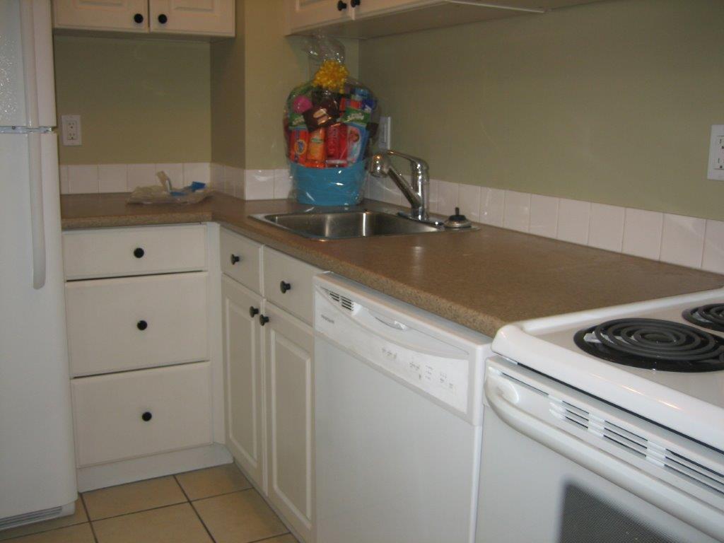 Fully-Renovated 3-Bedroom Family-Friendly Townhome + BONUS Basement Development! - Thumbnail 33