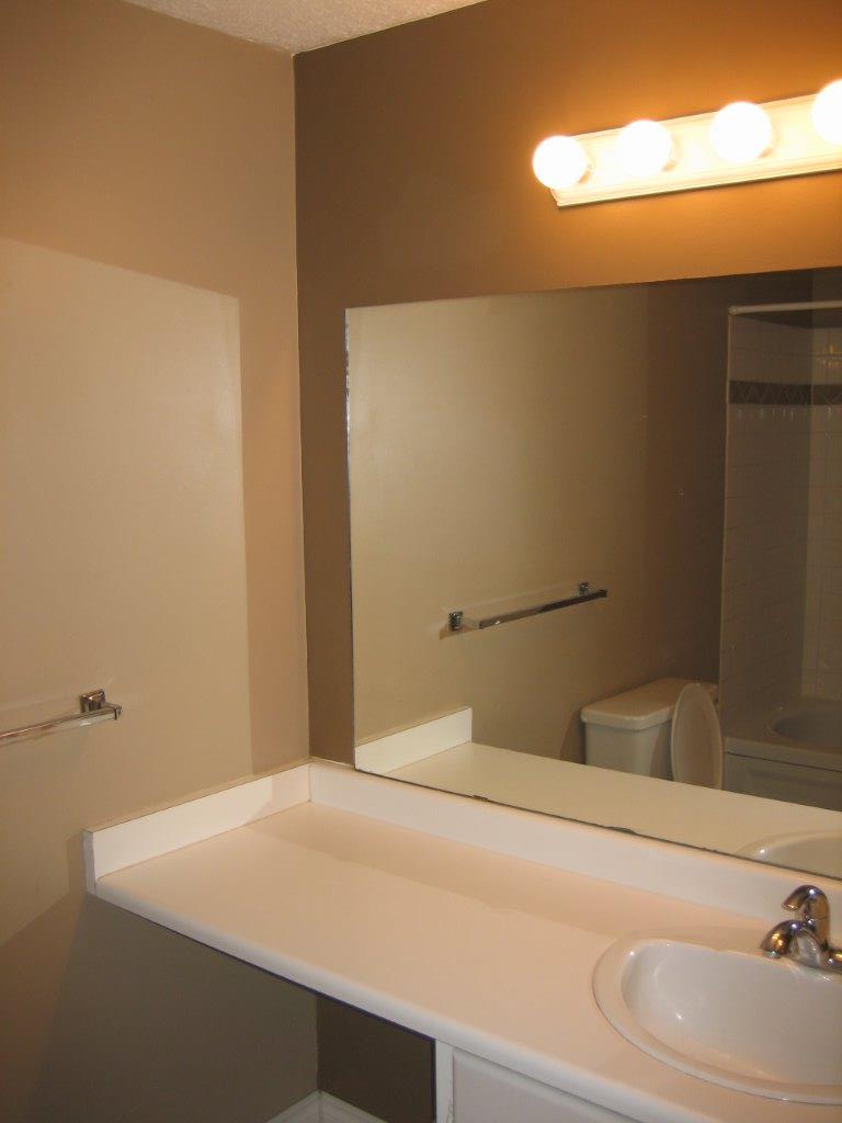 Fully-Renovated 3-Bedroom Family-Friendly Townhome + BONUS Basement Development! - Thumbnail 64