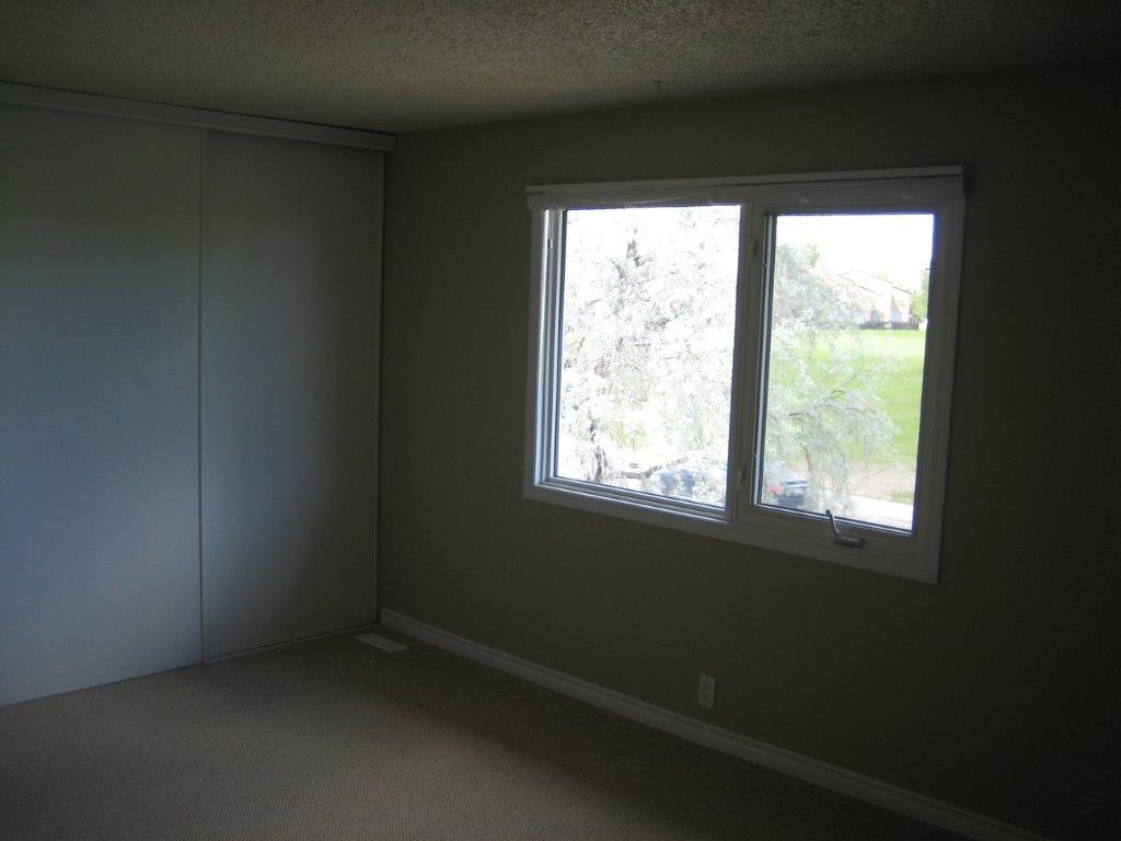 Fully-Renovated 3-Bedroom Family-Friendly Townhome + BONUS Basement Development! - Thumbnail 53