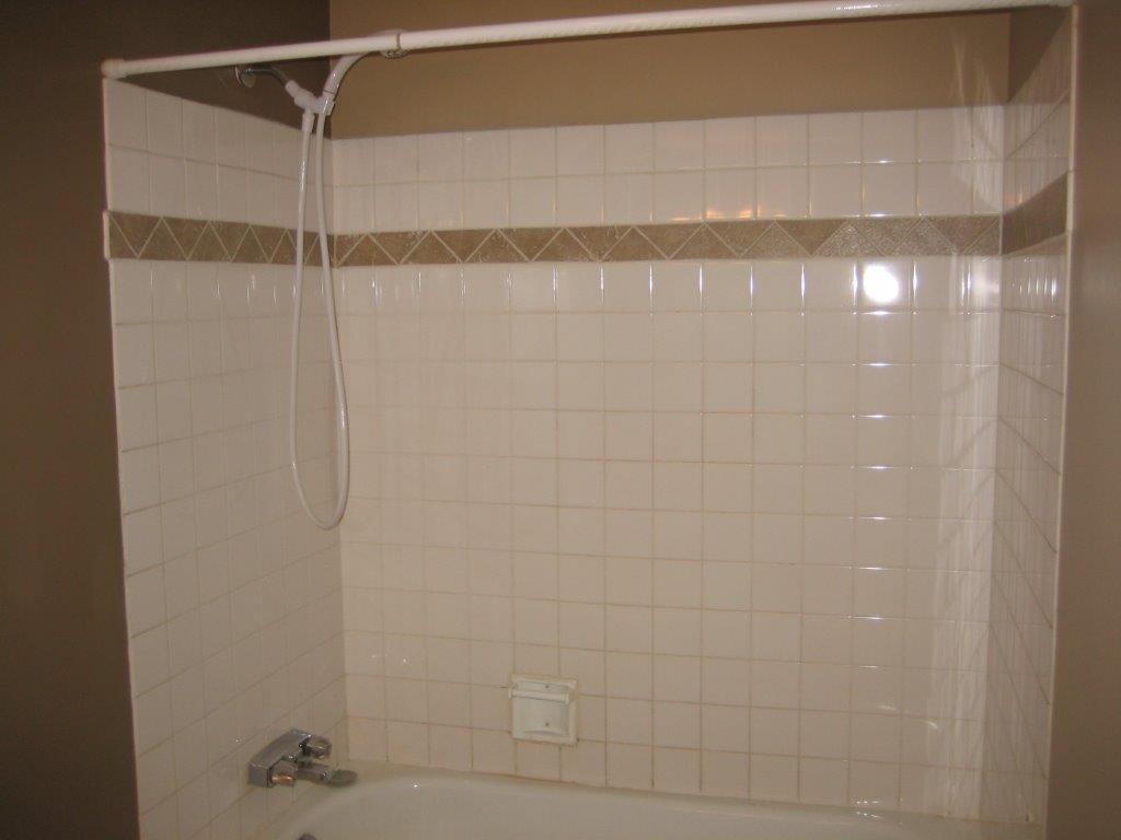 Fully-Renovated 3-Bedroom Family-Friendly Townhome + BONUS Basement Development! - Thumbnail 70