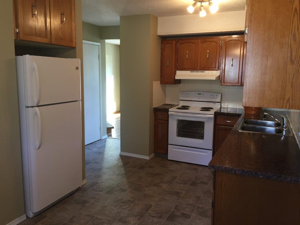 You'll LOVE this Smartly Upgraded Townhome ~ 6 Appliances & Great Basement Development! - Thumbnail 22