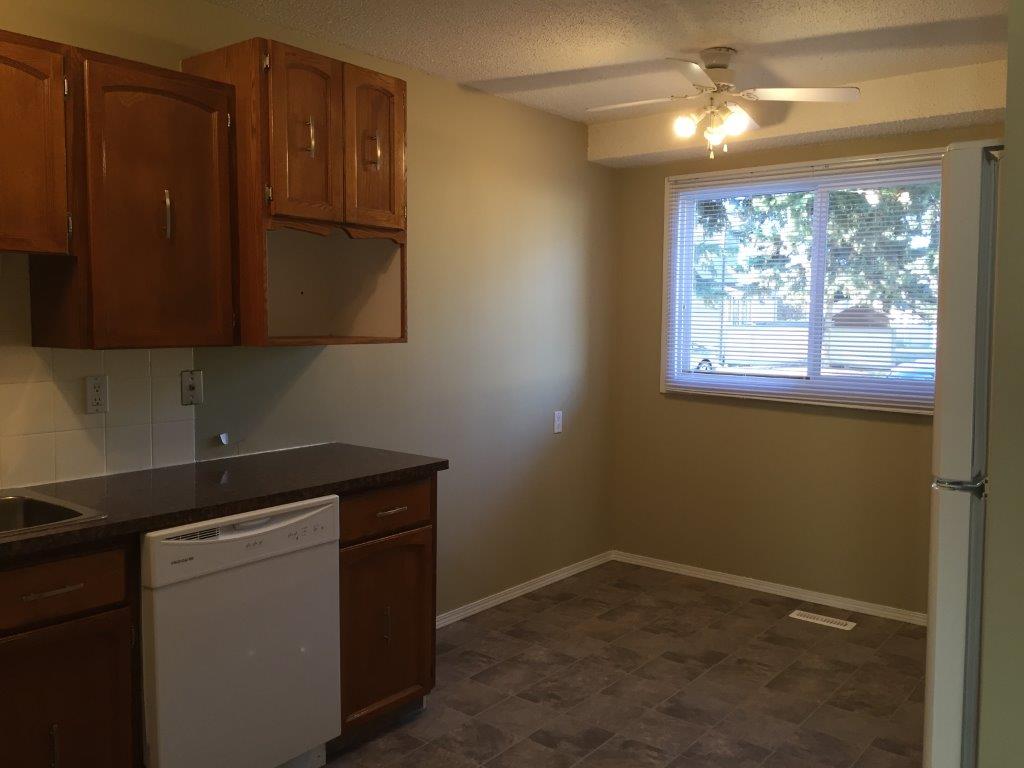 You'll LOVE this Smartly Upgraded Townhome ~ 6 Appliances & Great Basement Development! - Thumbnail 26