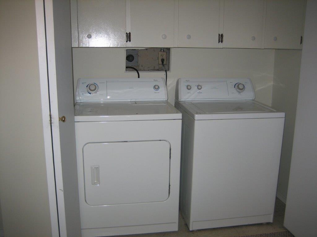 You'll LOVE this Smartly Upgraded Townhome ~ 6 Appliances & Great Basement Development! - Thumbnail 66