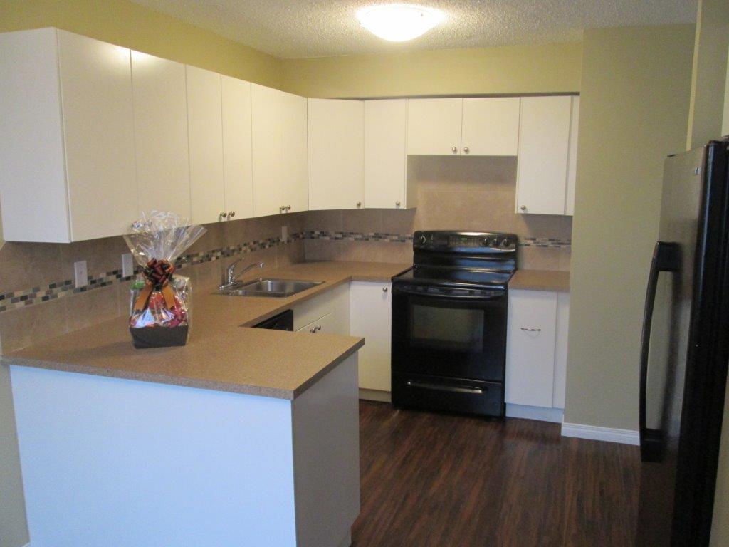 ACT QUICKLY!   >>>   Fully Upgraded 3-Bedroom Townhome, NE Edmonton - Thumbnail 11