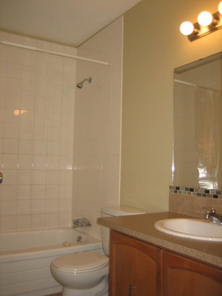 ACT QUICKLY!   >>>   Fully Upgraded 3-Bedroom Townhome, NE Edmonton - Thumbnail 31
