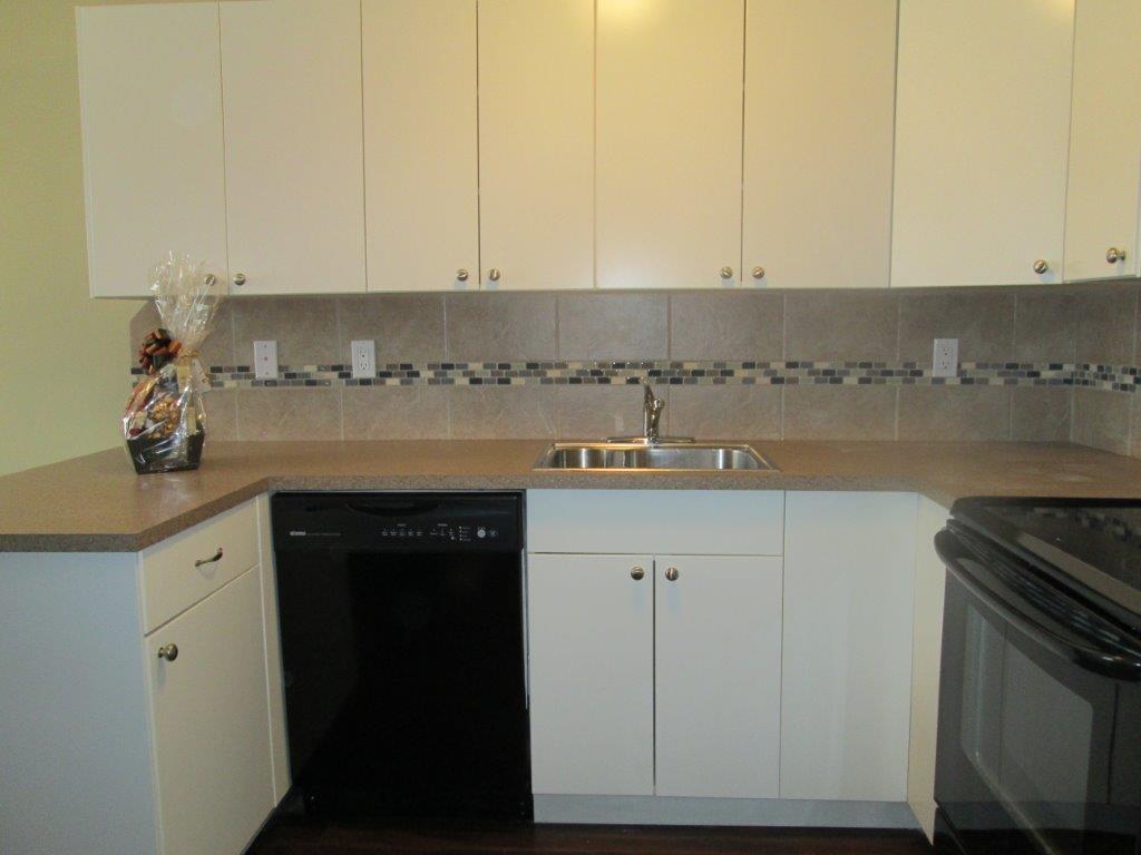 ACT QUICKLY!   >>>   Fully Upgraded 3-Bedroom Townhome, NE Edmonton - Thumbnail 9