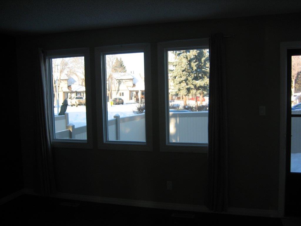 ACT QUICKLY!   >>>   Fully Upgraded 3-Bedroom Townhome, NE Edmonton - Thumbnail 7
