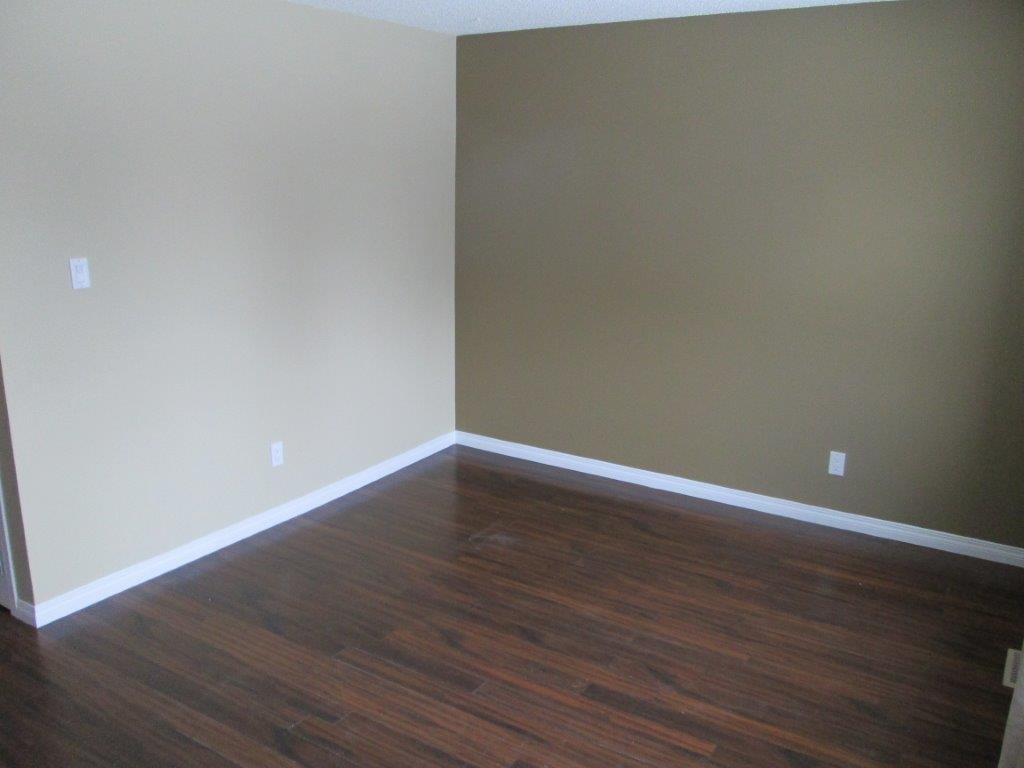 ACT QUICKLY!   >>>   Fully Upgraded 3-Bedroom Townhome, NE Edmonton - Thumbnail 18