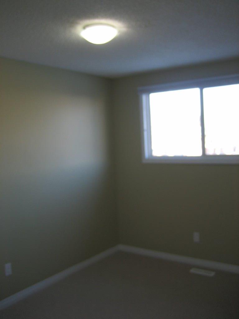 ACT QUICKLY!   >>>   Fully Upgraded 3-Bedroom Townhome, NE Edmonton - Thumbnail 22