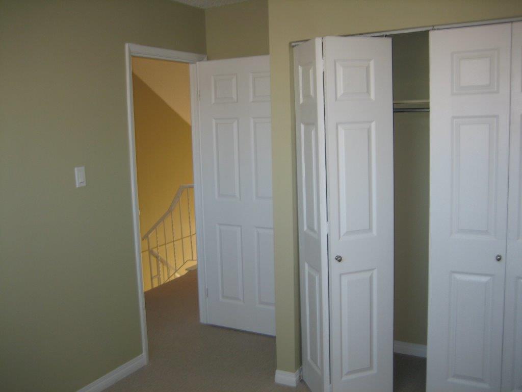 ACT QUICKLY!   >>>   Fully Upgraded 3-Bedroom Townhome, NE Edmonton - Thumbnail 6