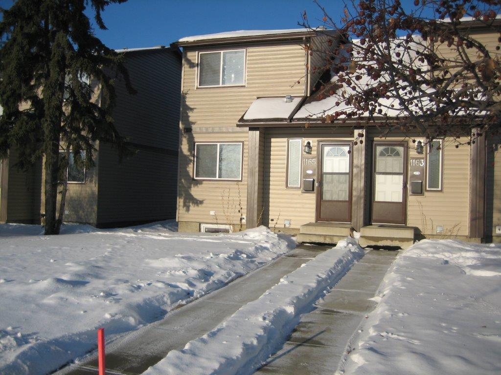 ACT QUICKLY!   >>>   Fully Upgraded 3-Bedroom Townhome, NE Edmonton - Thumbnail 43
