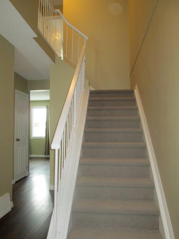 ACT QUICKLY! >>> Fully Upgraded 3-Bedroom Townhome, NE Edmonton - Image 1