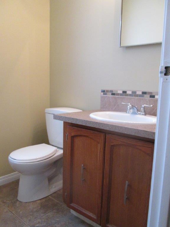 ACT QUICKLY!   >>>   Fully Upgraded 3-Bedroom Townhome, NE Edmonton - Thumbnail 28