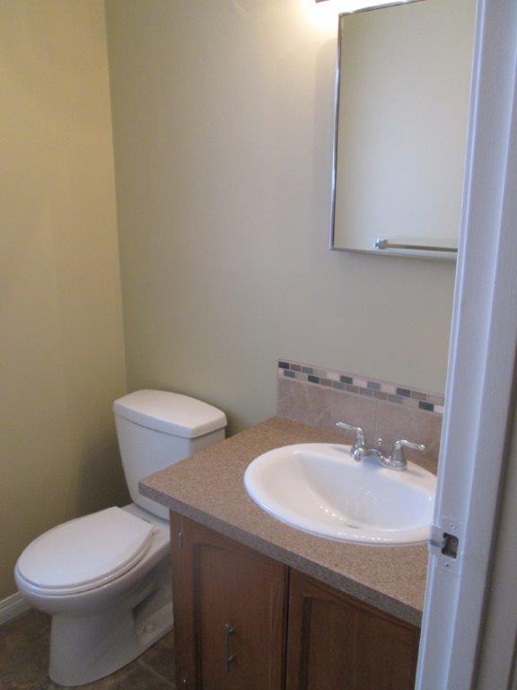 ACT QUICKLY!   >>>   Fully Upgraded 3-Bedroom Townhome, NE Edmonton - Thumbnail 30