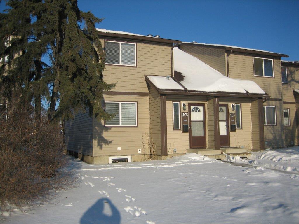 ACT QUICKLY!   >>>   Fully Upgraded 3-Bedroom Townhome, NE Edmonton - Thumbnail 45
