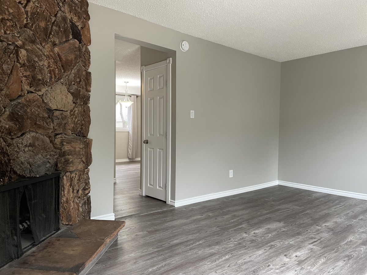 QUALITY 3-Bedroom Home ~ 1090 sqft ~ Rented NOW! - Thumbnail 4