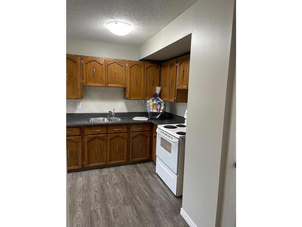 QUALITY 3-Bedroom Home ~ 1090 sqft ~ Rented NOW! - Thumbnail 15