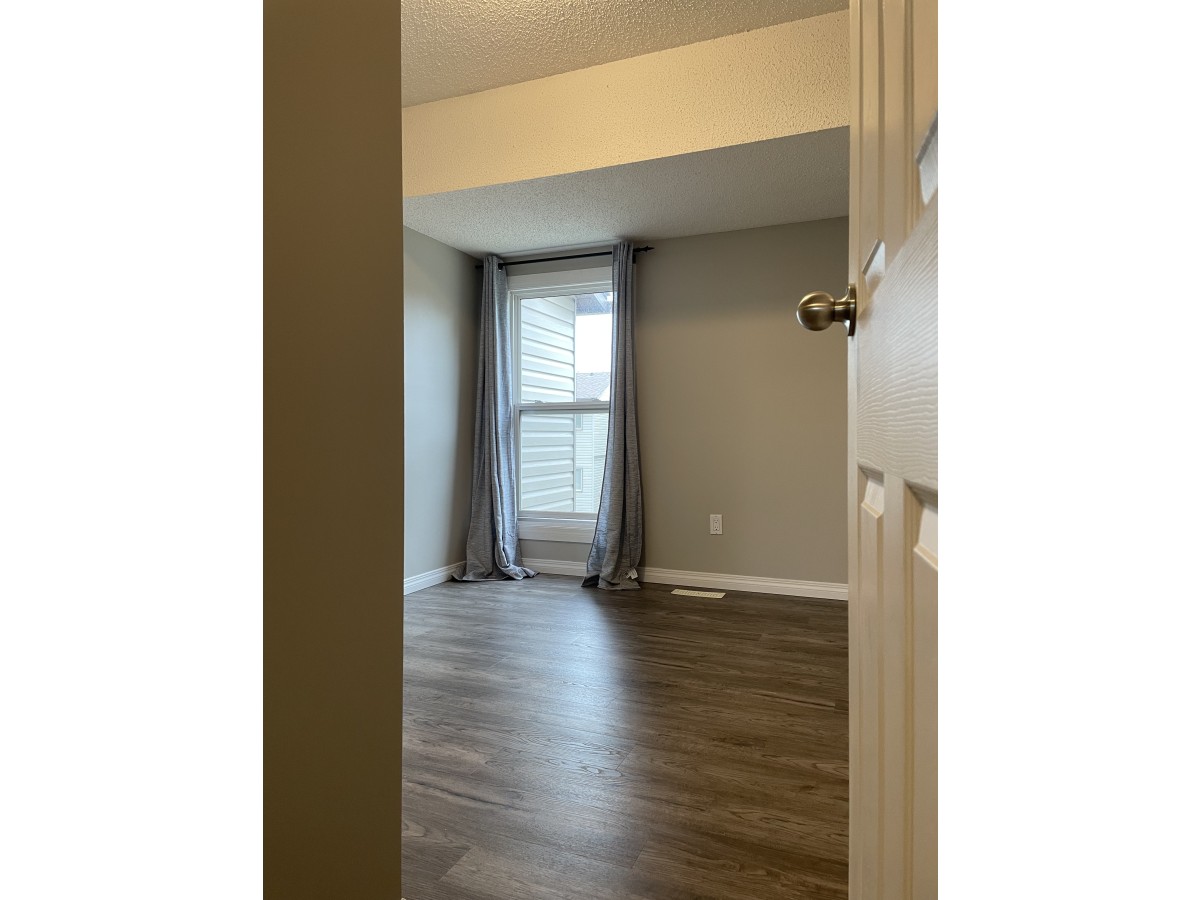 QUALITY 3-Bedroom Home ~ 1090 sqft ~ Rented NOW! - Thumbnail 19