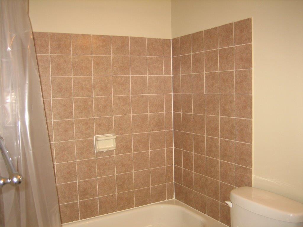Love Your Home ~ clean & fully upgraded 3-Bedroom Townhouse (North-East) - Thumbnail 32